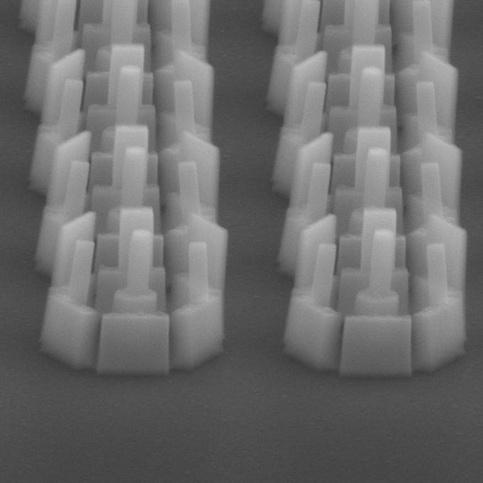 SEM image showing overlay done by consecutive, multiple lithography process