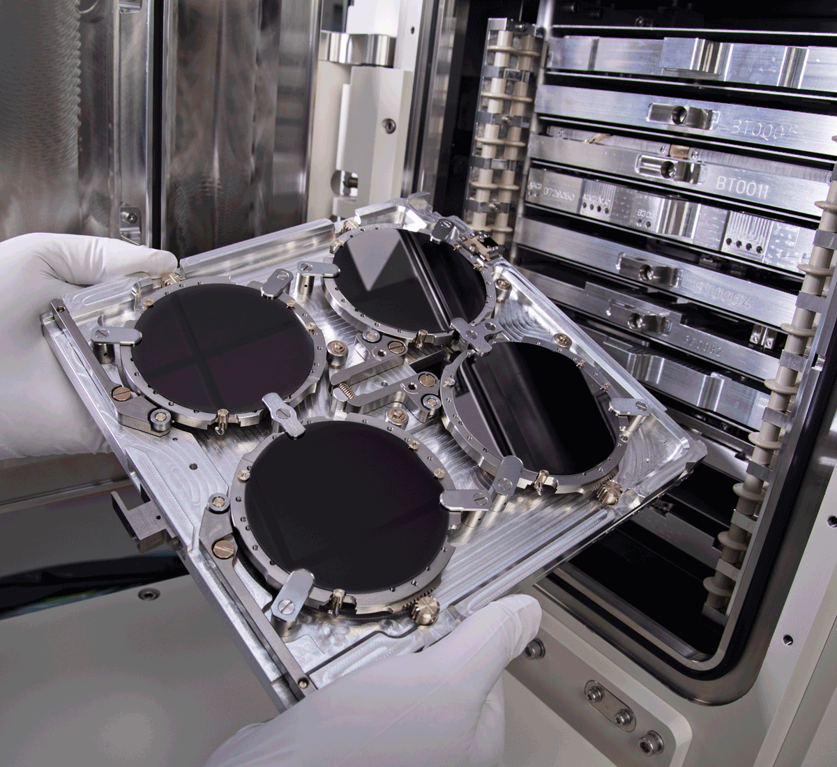 Picture of the airlock of the high-resolution lithography system EBPG Plus
