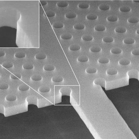 SEM image of a photonic crystal in membrane